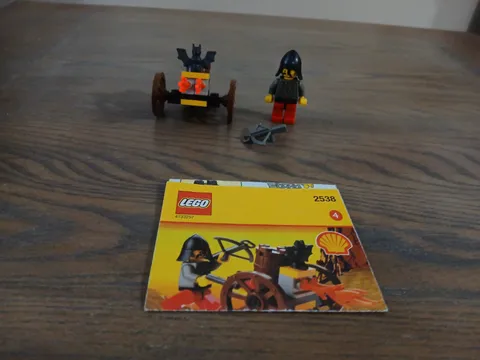 LEGO Castle: Fire-Cart (2538) 100% Complete w Minifigures & Instructions