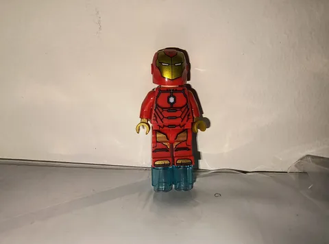 LEGO Invincible Iron Man Minifigure sh0368 Marvel Super Heroes