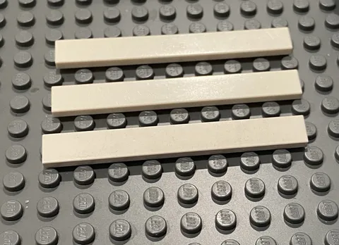 LEGO 3 1x8 White Tile