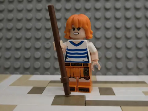 LEGO Nami Minifigure - 75637 One Piece ***NEW***