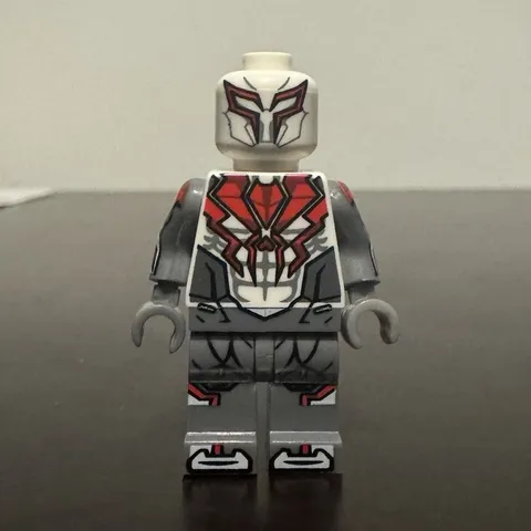 Non Lego Spiderman 2099 (white suit)