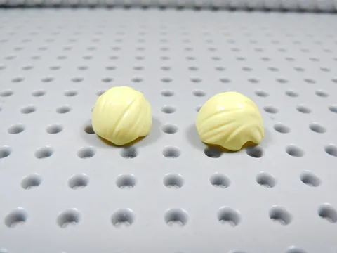 LEGO Lot of 2 Yellow Short Hair Slicked Back Widow's Peak Minifig BS