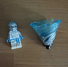 LEGO ninjago zane minifigure with spinjitsu  MINT CONDITION