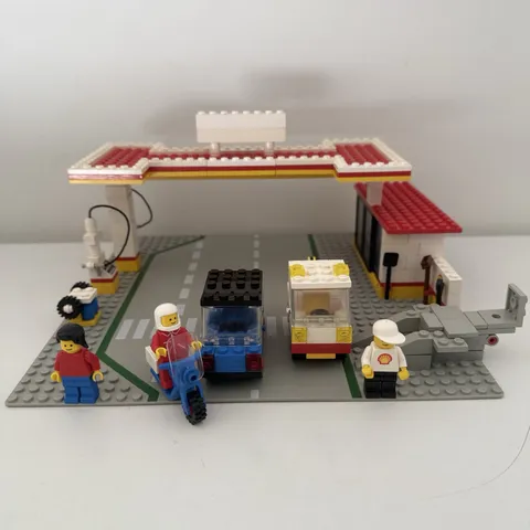 LEGO 6371 Shell Service Station 1983 Building 100% Complete Instructions Box