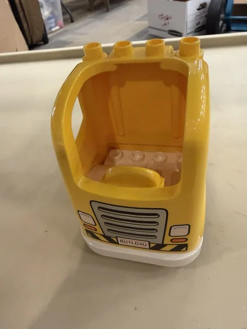LEGO DUPLO Yellow Construction Tow Truck BU1LD4U 15454pb06 Replacement Vehicle