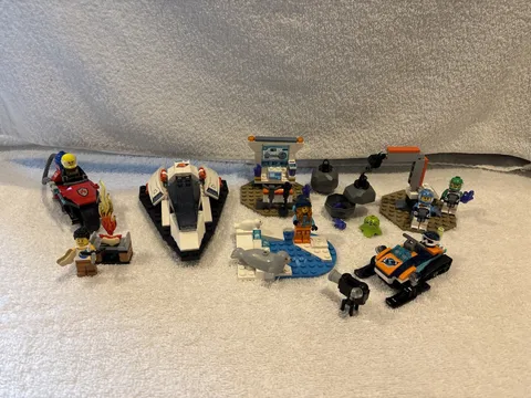 Lego City Lot Of 3 Complete With Manuals And Mini Figures