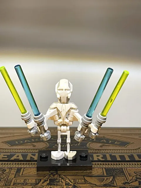 LEGO Star Wars General Grievous Minifigure with 4 Lightsabers NO CAPE