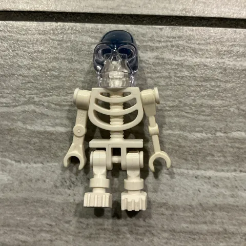 LEGO Indiana Jones Kingdom of the Crystal Skull Akator Skeleton Minifig iaj011