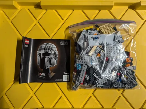 LEGO Star Wars 75328 The Mandalorian Helmet Bulk Lot in Bag, 18+