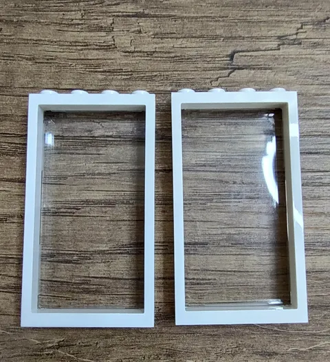 LEGO White Window Frame with Clear Glass Replacement Piece Set Of 2