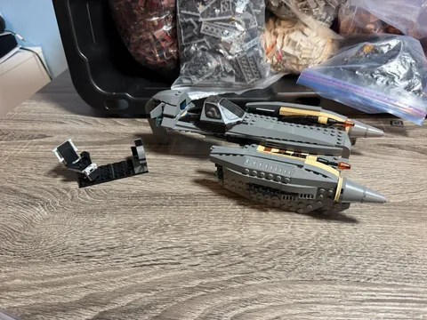 LEGO Star Wars 8095 General Grievous' Starfighter