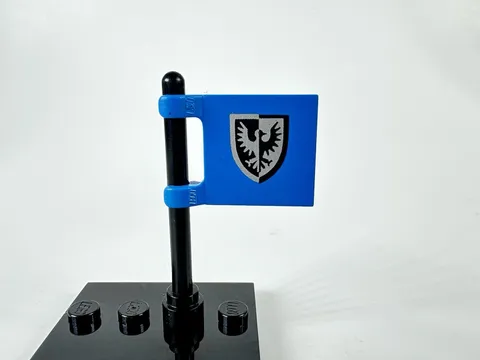 Vintage LEGO 2335 Flag 2x2 Square with Black Falcon Shield One Good Clip