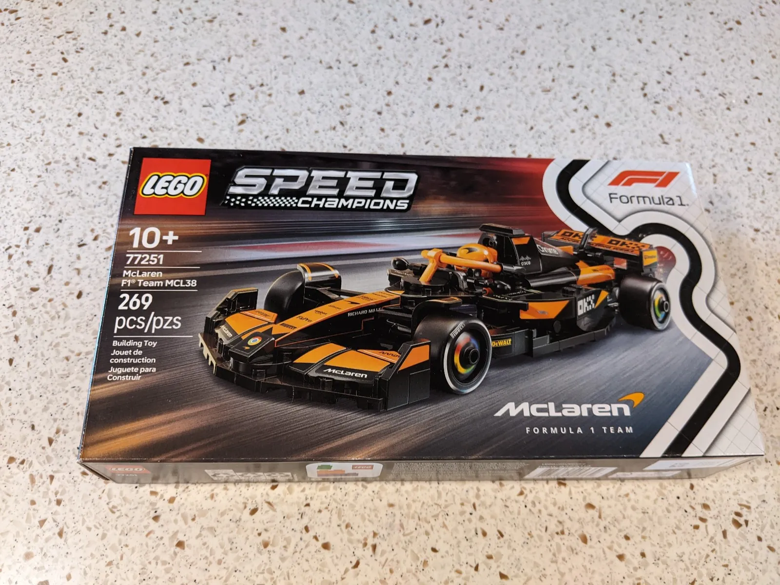 LEGO SPEED CHAMPIONS: Mclaren F1 Team Mcl38 Race Car (77251)