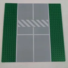 Lego Green Gray Base Plate Road with Crosswalk 10 x 10 Straight Crosswalk 2358