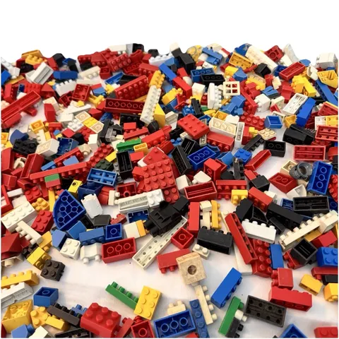 VTG Lego Pieces Lot Approx. 3  Pounds Mixed Sizes & Colors Good Condition