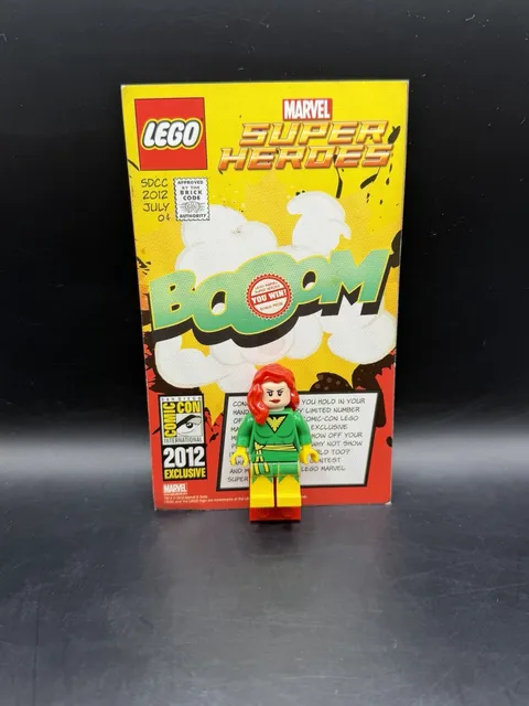 LEGO 2012 SDCC Super Heroes Exclusive Marvel Phoenix Minifigure