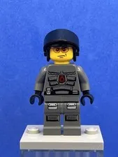 Space Police 3 Officer 7 sp105 - LEGO Space Police 3 Used Minifigure