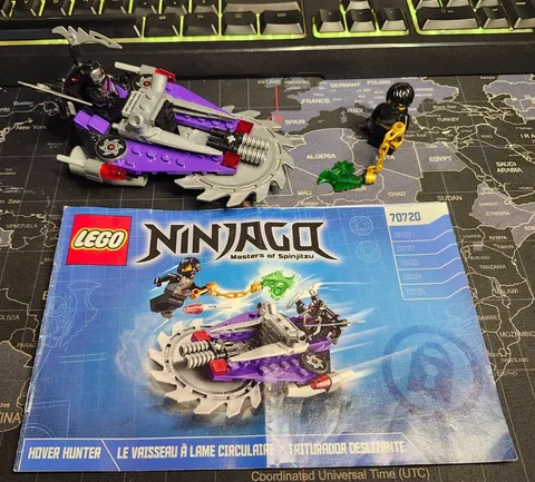 🛸✨LEGO Ninjago: Hover Hunter (70720) 100% Complete 2 Minifigures & Manual MINT