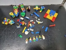 90s Lego FREESTYLE minifigs And About 1 LB of Lego Peices bulk mixed Lot
