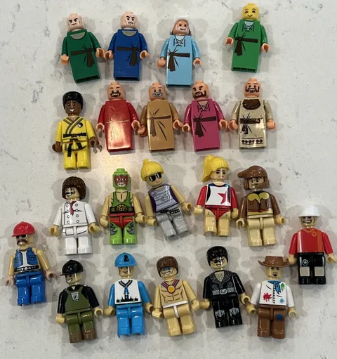 LEGO MINIFIGURES Mixed Lot of 21 Plus Some Spare Pieces Men Women w/ Accessories