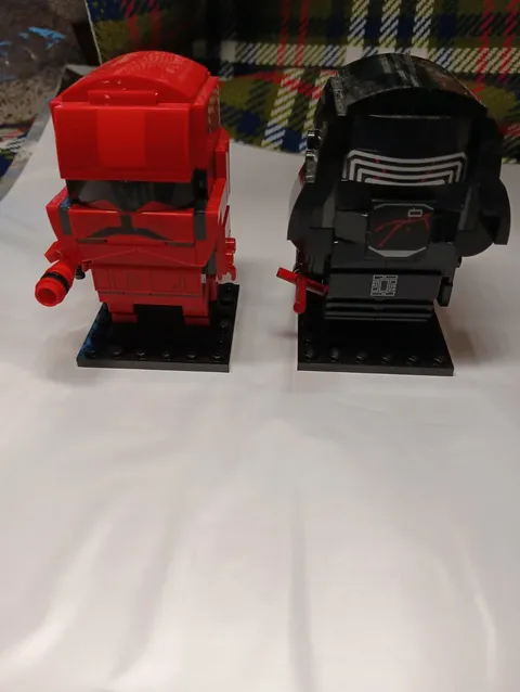 Lego Star Wars Brick Headz Kylo Ren &  Sith Trooper 75232 Complete No Box Manual