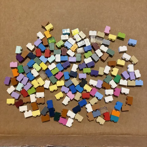 Lot Of 115 LEGO 1x2 Brick Blocks 3004