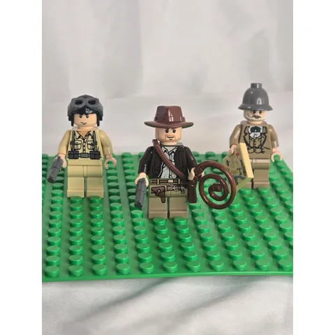 LEGO Indiana Jones Motorcycle Chase 7620 - iaj001, iaj002, iaj003