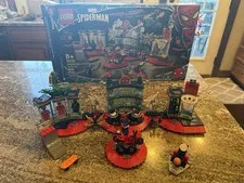 Lego 76175-Marvel: Spider-Man: Attack on the Spider Lair - Used