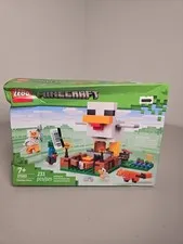 LEGO MINECRAFT 21585 Chicken Farm 2026 AGES 7+ 233 pcs (Damaged Package)
