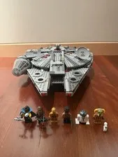 LEGO Star Wars: Millennium Falcon (75257) W/ Manual And Figures 