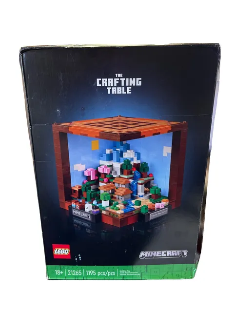 LEGO Minecraft The Crafting Table Building Set 21265, 1195pcs *Retired*