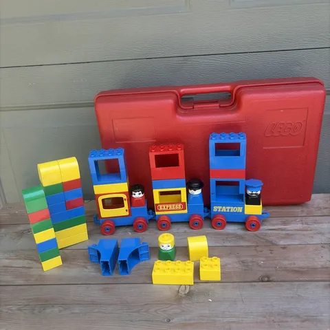 Lego Duplo Vintage Train & Red Storage Box With Handle 