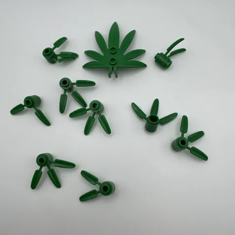 10x LEGO Lot Green Plant Round Brick with Bamboo Leaves #30176 sword leaves