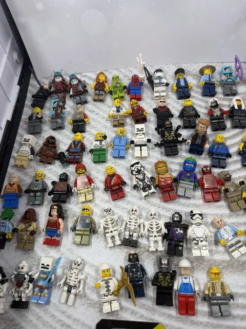 Huge LEGO Minifigure Lot Star Wars Marvel DC Ninjago Minecraft Parts 100+ Pcs