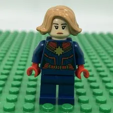 LEGO Super Heroes Minifigure - Captain Marvel Carol Danvers - 76131 76127 sh0555
