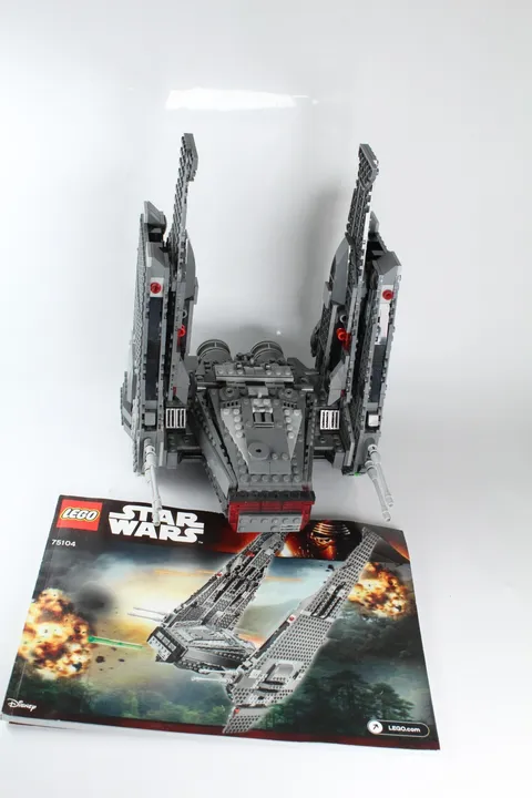 LEGO Star Wars: Kylo Ren's Command Shuttle (75104) Incomplete, NO minifigures