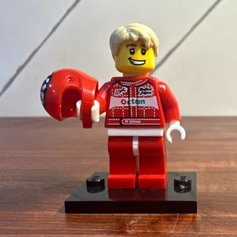 LEGO Minifigure Series 3 Race Car Driver COL040 8803-11 Complete w/ Stand