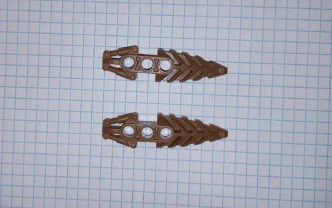 2 Bionicle Lego 50858 in Light Brown Foot w/ 3 pin holes Genuine Lego IRL pics