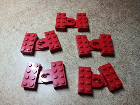 LEGO LOT OF 5 VINTAGE RED MODIFIED 2X4 BRICKS COUPLING MALE FEMALE 4747 4748