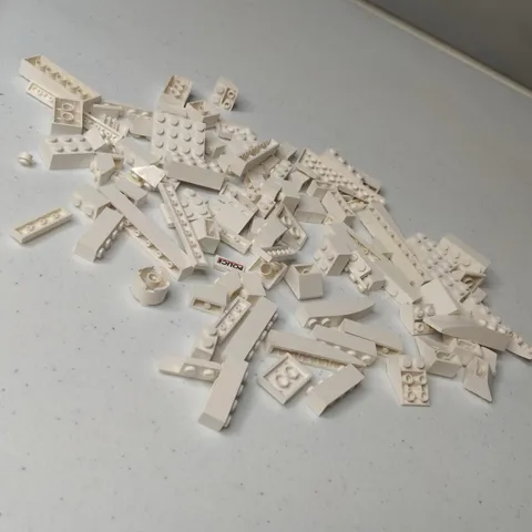 LEGO WHITE  LOT  BRICKS BUILDING PIECES BRICK