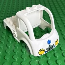 Lego Duplo Ambulance Truck Bus Base EMT  4x8  Red yellow wheels 10527 45006
