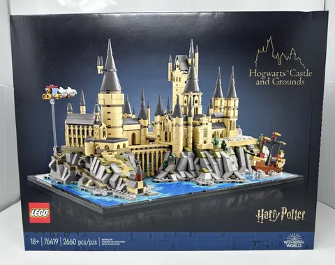 LEGO Harry Potter Hogwarts Castle And Grounds - 2660 Pieces - Item 6426015