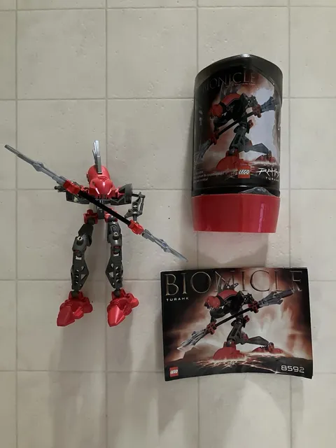 LEGO Bionicle 8592 Rahkshi Turahk with Shadow Kraata Complete Set Pre-Owned