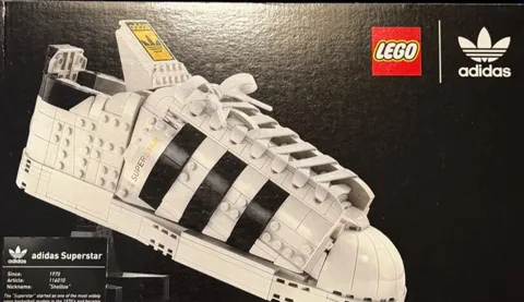 LEGO Adidas Superstar 10282 Display Sneaker Set w Box Extra Pieces Included