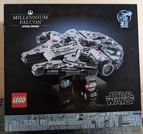 LEGO Star Wars: Millennium Falcon (75257)
