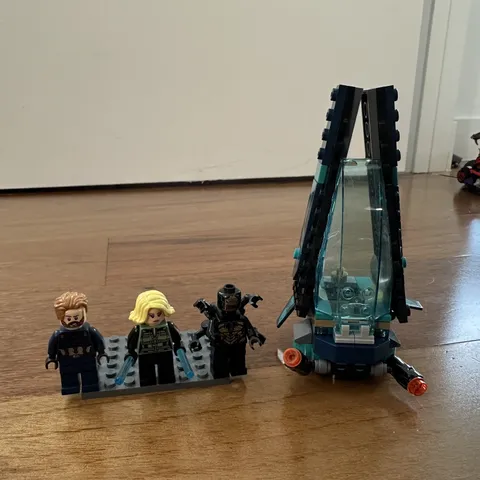 LEGO Set 76101 , Outrider Dropship Attack Infinity War Great Condition 