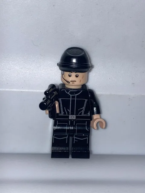 Lego Star Wars Imperial Shuttle Pilot Minifigure w/ Blaster sw0802