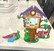 LEGO Friends Forest House 41679 326pcs Complete Set Mia Retired No Box