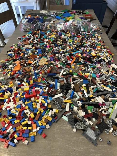 16 Lbs LEGO Huge Bulk Lot Minifigures Minecraft Friends Castle Vintage Parts