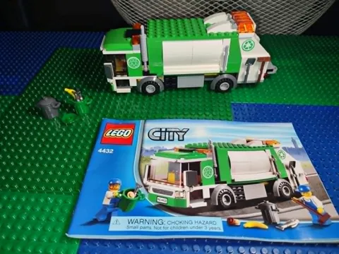 Lego 4432 Garbage Truck Town City Traffic 100% Complete